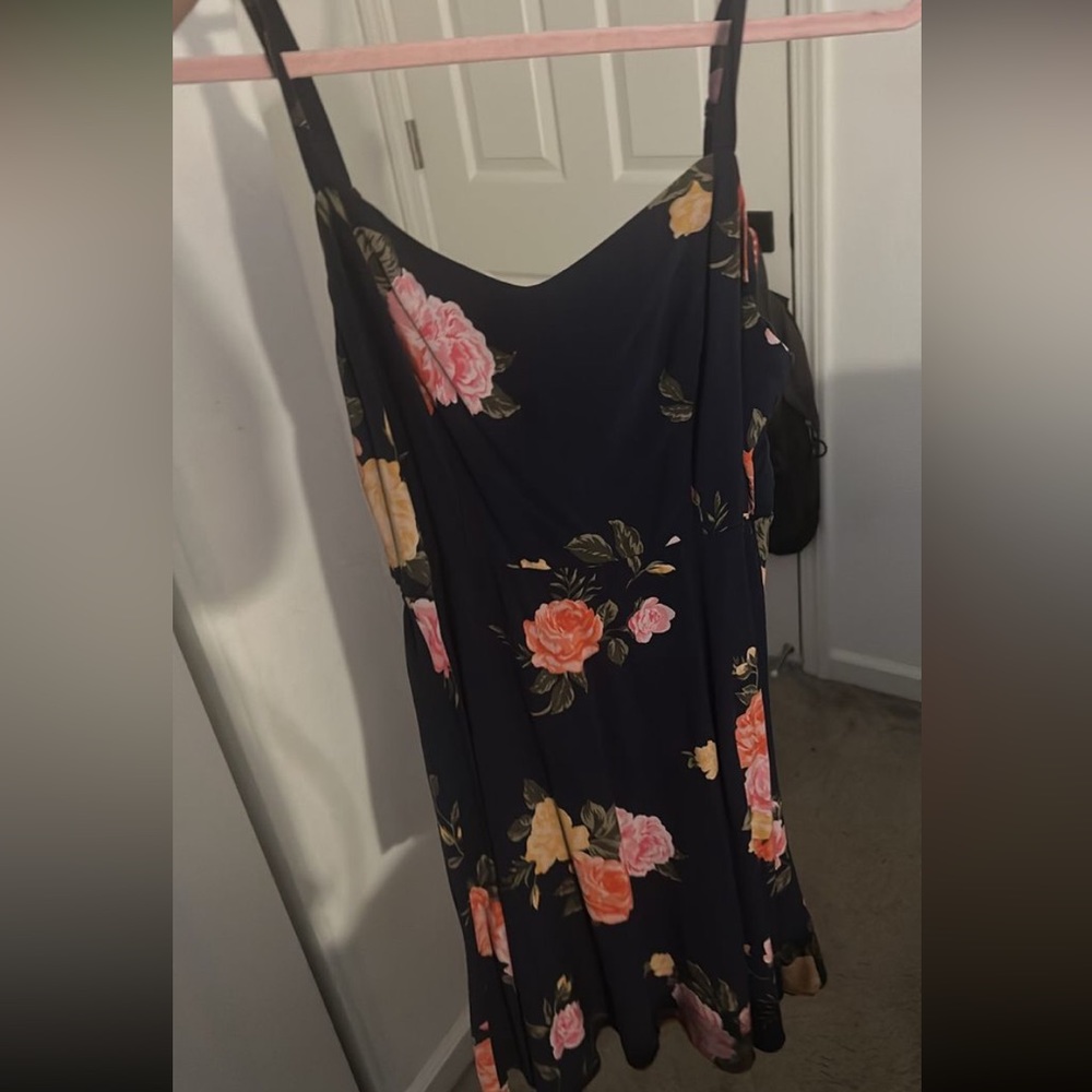 Navy blue summer dress w flowers